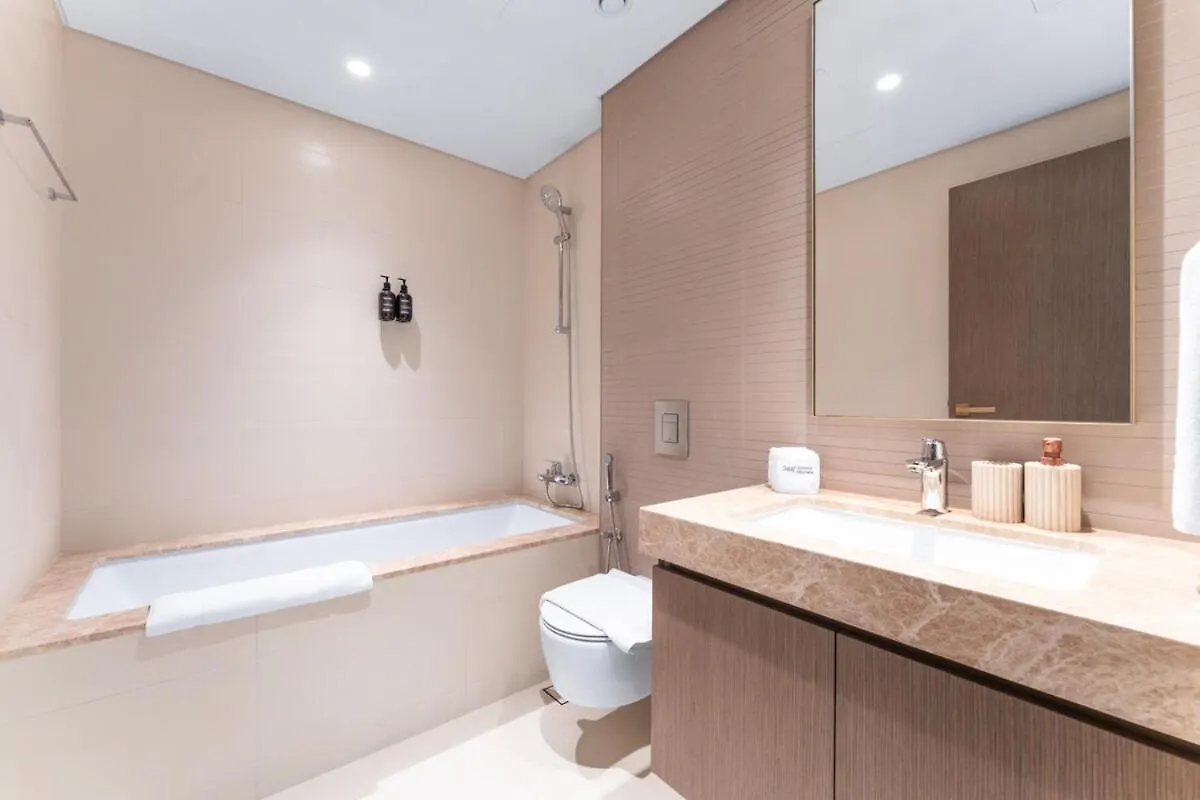 Upscale 2-Br With Sea View - Grand Bleu By Elie Saab Apartment Dubai