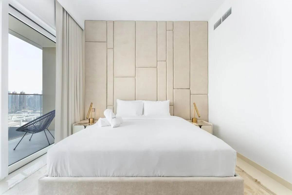 Upscale 2-Br With Sea View - Grand Bleu By Elie Saab Apartment Dubai