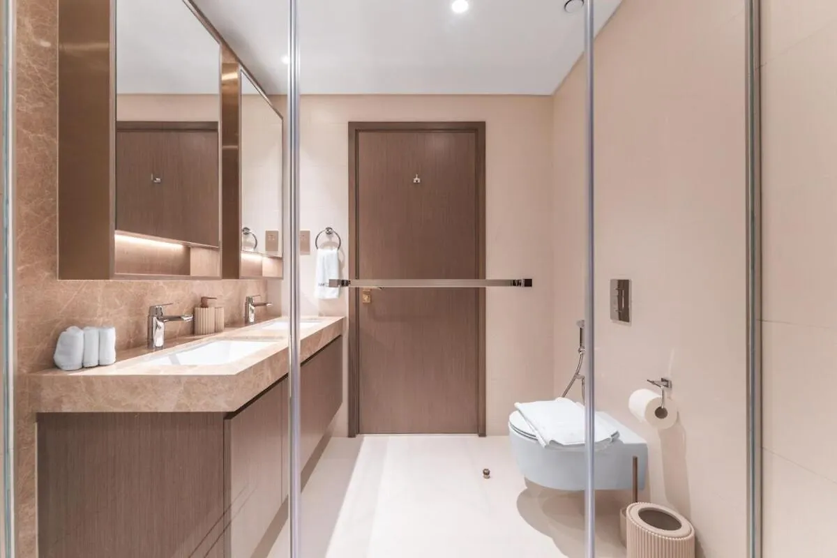 Upscale 2-Br With Sea View - Grand Bleu By Elie Saab Apartment Dubai